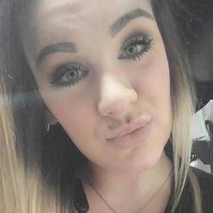 Meet your Posher, Savannah